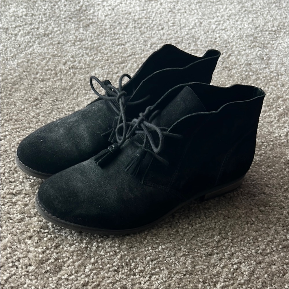 Bjorndal Black Ankle Boots Suede Minimalist Design